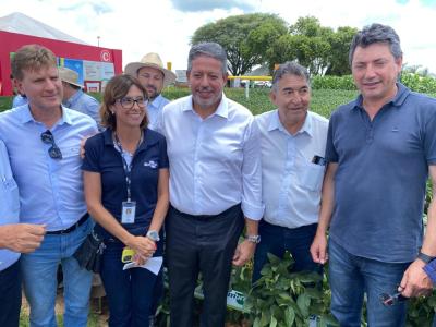 Fundação Meridional e Embrapa realizam lançamento de nova cultivar de soja no Show Rural 